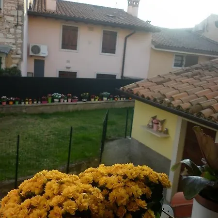 La Piccola Mimosa דירה *
